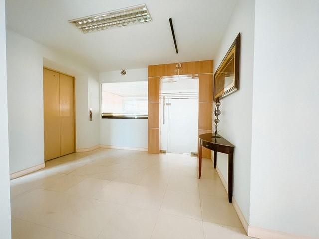 POR3615ขาย อาคาร 5 ชั้น มีลิฟท์ ริมถนนนวลจันทร์ ตรงข้ามวัดนวลจันทร์ ติดเลียบด่วนรามอินทรา ใกล้รถไฟฟ้า เขตบึงกุ่ม