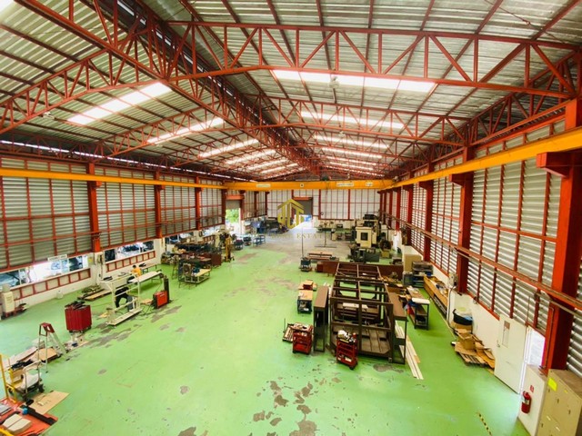 ขายโรงงานขนาดรวม 1224 ตรม. ใกล้ถนนศุขประยูร อ.พานทอง ชลบุรี