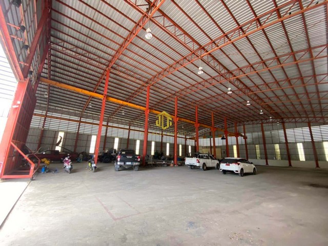 ขายโกดังขนาด 1579 ตรม. ขนาด 2-2-11 ไร่ ใกล้ถนนเลี่ยงเมืองชลบุรี