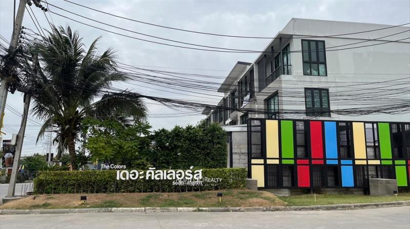 ขายทาวน์เฮ้าส์/ทาวน์โฮม 2 ชั้น โครงการเดอะ คัลเลอร์ส พรีเมี่ยม รังสิต-ลำลูกการาคาพิเศษ 1.49 MBรายละเอียด- เนื้อที่ 17.5 ตารางวา- พื้นที่ใช้สอย 104 ตารางเมตร- 3 ห้องนอน - 2 ห้องน้ำ - 1 ที่จอดรถสถานที่ใกล้เคียง- ฟิวเจอร์พาร์ค รังสิต- เมเจอร์ ซินีเพล็กซ์- เทสโก้ โลตัส- บิ๊กซี- ดรีมเวิลด์- รร.สยามอาร์เอ็นเออินเตอร์- ม.รังสิตการเดินทาง- ถ.รังสิต-นครนายก- ถ.ลำลูกกา- ถ.สายไหมรหัสทรัพย์ : Th-6