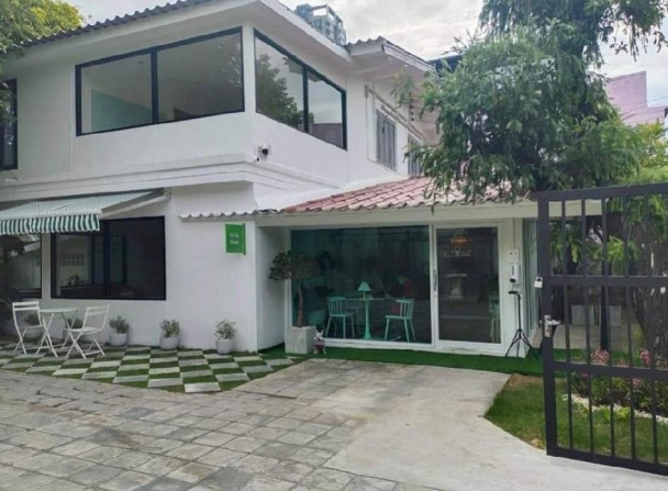 ให้เช่าบ้านเดี่ยว 2 ชั้น ซอยอินทมระ3 ย่านสุทธิสาร เขตพญาไท เนื้อที่ 120 ตรว 