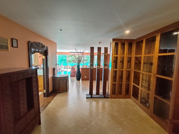 ขายคอนโดด่วน!!! เรสซิเด้นซ์ โฟร์ คอนโดมิเนียม พระตำหนัก พัทยา,ชลบุรี