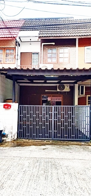 ตลาดอุดมสุข ติดถนนใหญ่ BTS บางนา 1 กม.19ตรว. 140ตรม. 9,498B-M 2นอน 1น้ำ 1จอดรถ 3แอร์Sanphawut Witthaya 2-story townhouse for rent BTS Bangna (1 km.) Udomsuk Market next to the main road 19sq.wa. 140sq.m. 9,498B-M 2bed 1bath 1parking 3A/C.ซ.สุขุมวิท70 ถ.สรรพาวุธ บางนา บางนา กรุงเทพ 102602 ห้องนอน2 ห้องน้ำ1 ห้องรับแขก1 ห้องครัว+พร้อมเคาน์เตอร์ครัว1 ห้องรับแขก3 แอร์1 จอดรถ1 ปั๊มน้ำ+แทงค์น้ำสถานที่ใกล้เคียงโรงเรียนสรรพาวุธวิทยา ( 1 กม.)โรงเรียนเพี้ยนพินอนุสรณ์ ( 1 กม.)โรงพยาบาลสรรพวุธ ( 1 กม.)