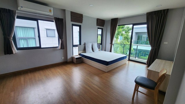 S2455 ให้เช่าบ้านเดี่ยว 2 ชั้น โครงการเซนโทร บางนา พร้อมเฟอร์นิเจอร์ ใกล้เมกะบางนา ใกล้สุวรรณภูมิ