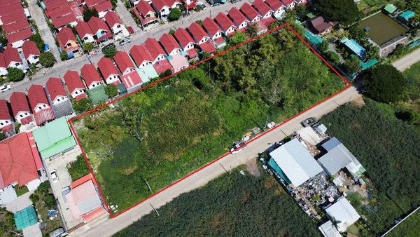 M.4766ขาย ที่ดินเปล่า หมู่บ้านศรินดา คลองสิบสอง-รายละเอียด-ที่ดินเปล่า 2 ไร่หน้าติดถนน ซอยเหมาะแก่การสร้างบ้านหน้ากว้าง 95 เมตร ลึก 35 เมตรเข้าซอยจากหมู่บ้าน ศรินดาไปเพียง 400 เมตรใกล้ โรงพยาบาล เวชการุณย์รัศมิ์ 9 นาทีโรงพยาบาลศณิสา 21 กม.วัดโสธรวรารามวรวิหาร 45 นาทีหนองจอก นิว มาร์เก็ต 7 นาที สนใจนัดชมสถานที่ พร้อมติดต่อสินเชื่อฟรี* ติดต่อ คุณ ปลา 0816388355 * Line id : pla0816388355