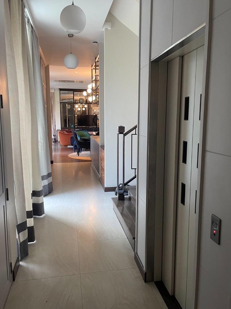 EPL_HS1159 ขายบ้านเดี่ยว 3 ชั้น  ซอยกรุงเทพกรีฑา 8 หัวหมาก บางกะปิ พื้นที่ใช้สอย 336 ตารางเมตร 4 ห้องนอน 5 ห้องน้ำ เนื้อที่ 168 ตารางวา