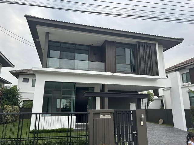 ให้เช่าบ้านเดี่ยว 2 ชั้น 56 ตรว. 3 ห้องนอน โครงการมัณฑนา รามอินทรา-วงแหวน ถ.กาญจนาภิเษก ใกล้แฟชั่นไอแลนด์