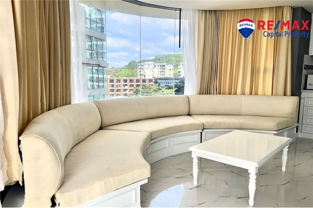 ขาย - คอนโดเดอะพีคขนาดใหญ่ 1 ห้องนอน                  