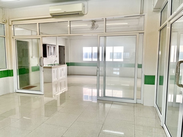 ตลาดนัดกรีนเวลท์พระราม2 Central พระราม2 4กม. ให้เช่าอาคารสำนักงาน 7 ชั้น แบ่งเช่า 50ตรว. 155-2,730ตรม. .พระราม2 1แอร์  23,249-232,074 B-M