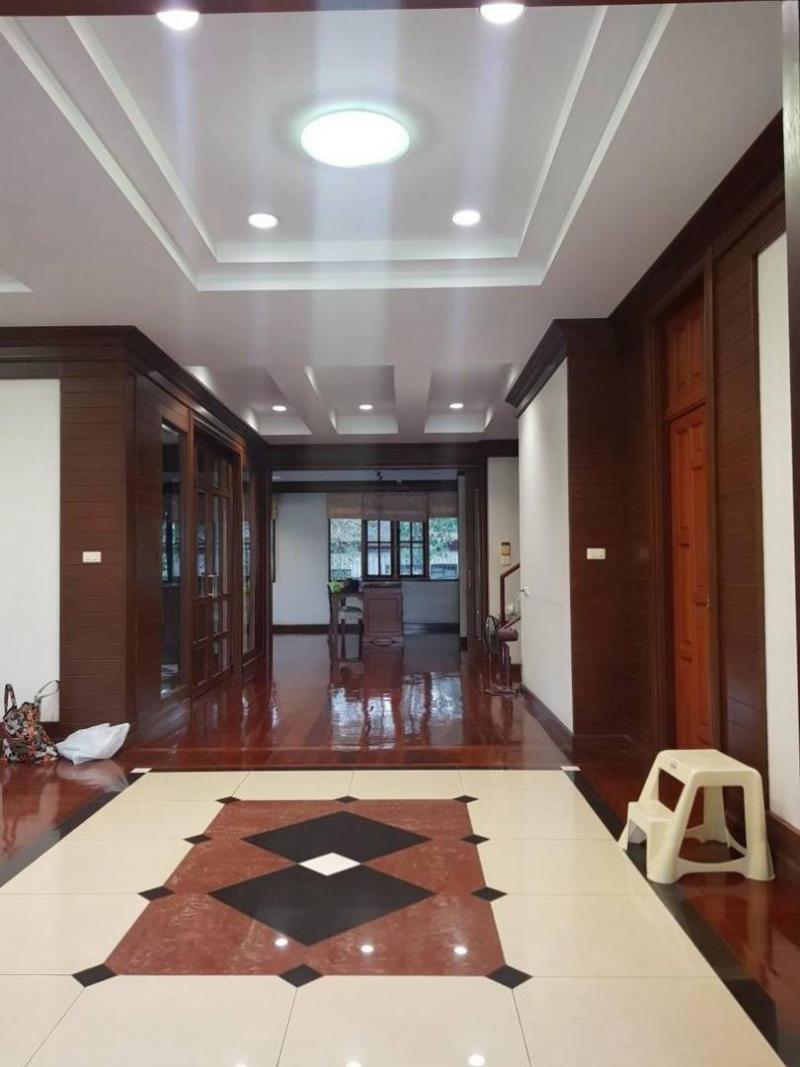 EPL-HR2973 ให้เช่าบ้านเดี่ยว 2 ชั้น ซอยแจ้งวัฒนะ 14 ย่านศูนย์ราชการ แจ้งวัฒนะ ที่ดิน 762 ตรว. พื้นที่ใช้สอย 485ตารางเมตร 4 ห้องนอน 5ห้องน้ำ