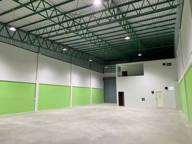 วัดไร่ขิง!500ตรม. ยอแซฟอุปถัมภ์ สาย5 ให้เช่าโกดังใหม่มาก คลังสินค้าและสำนักงาน 2ชั้น  2ไร่ สามพราน นครปฐม รถเทลเลอร์