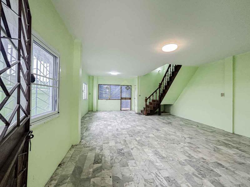 ทาวน์เฮ้าส์ 2 ชั้น ลัดดาวิลล์ 1-2 บางกรวย–ไทรน้อย หลังริม