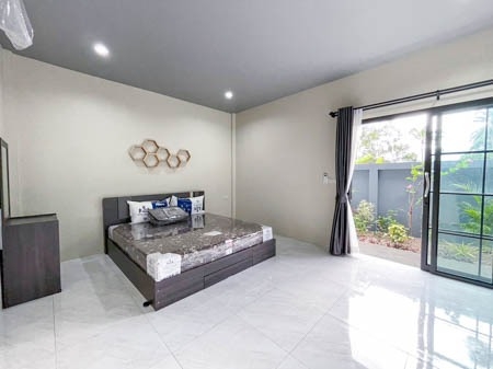 For Sale Charming 2 Bedroom 2 Bathroom House with Free Furniture Land and house in Lamai Koh Samui