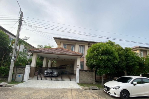  ขายบ้านเดี่ยว หมู่บ้านคาซ่าเพรสโต้ พระราม2 บางขุนเทียน เนื้อที่56 ตรว มี 4 นอน 3 น้ำ