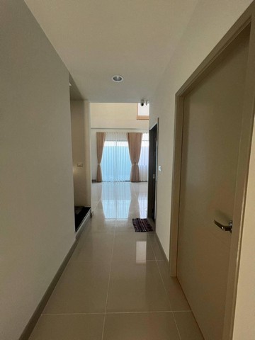 ให้เช่า ทาวน์โฮม 3.5 ชั้น บ้านหลังมุม พรีเมียม เพลส พหลโยธิน-รามอินทรา ใกล้ Big C สะพานใหม่