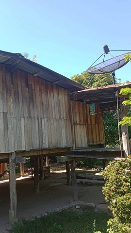 ขายบ้านพร้อมที่ดิน 262 ตารางวา หมู่ที่ 4 ต.โพทะเล อ.ค่ายบางระจัน จ.สิงห์บุรี เลขที่โฉนด 6942เอกสารสิทธิ์โฉนดครุฑแดง ขาย 500,000 บาท ค่าใช้จ่ายวันโอนทั้งหมดคนละครึ่งโปรโมชั่นพิเศษสุดสุด สามารถซื้อแบบผ่อนเจ้าของได้ติดถนนรถยนต์เข้า-ออกได้ ทางเข้าทางหลวงชนบท สห.3098 ใกล้คลองยางต้นเดีย คลองสาธารณประโยชน์และติดทางสาธารณประโยชน์ รถยนต์เข้าออกได้น้ำไฟถึงที่ ใกล้สถานที