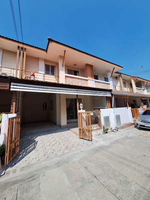 ทาวน์โฮม 2 ชั้น 4 นอน 2 น้ำ จอดรถได้ 2 คัน โครงการ กานดา บ้านริมคลอง 3 (Kanda Baanrimklong 3) ถนนพระราม 2 กม.