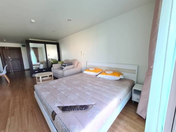 ถูกสุดๆ ขายเพียง 2.55 ล้าน 40.94 ตรม. รวีวารี คอนโด นิมมาน15 ระเบียงกว้าง​ วิวเมือง ห้องสวยพร้อมเข้าอยู่