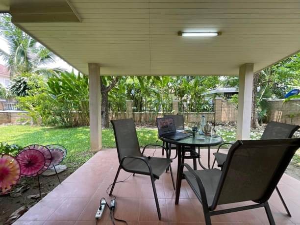 ทำเลคุณภาพ ติดถนนเลียบคลอง ขายเพียง 5.5 ล้าน 100 ตรว. 4 นอน 3 น้ำ โฮมอินปาร์ค หนองควาย หางดง