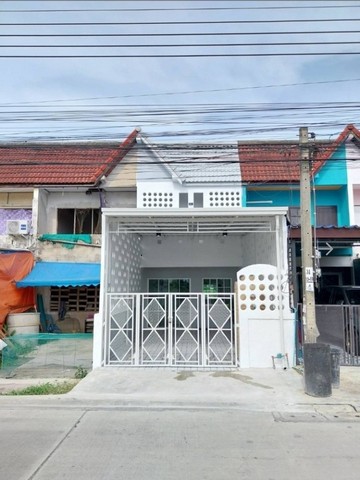 WW929AQ ขาย ทาวน์เฮ้าส์ 2 ชั้น หมู่บ้าน สินอนันต์ ซอยเลียบวารี 55, บ้านสวยรีโนเวทใหม่