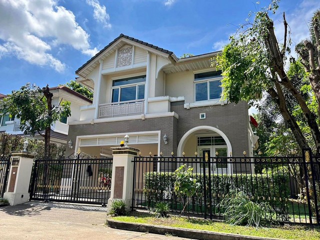 HR1391ให้เช่าบ้านเดี่ยว หมู่บ้านเพอร์เฟค มาสเตอร์พีซ เอกมัย รามอินทรา เดินทางสะดวกใกล้เลียบด่วนรามอินทราค่าเช่า 55,000 บาท/เดือน สัญญา 1 ปี ประกัน 2 เดือน / ล่วงหน้า 1 เดือนพร้อมเช่า 14 มกราคม 2567ติดต่อ : คุณพร 0938091444 (เบอร์นี้แอดไลน์ได้คะ),โทร 0939833259ID Line : henghengpaulaรหัสประกาศ HR1391ให้เช่าบ้านเดี่ยว หมู่บ้านเพอร์เฟค มาสเตอร์พีซ เอกมัย รามอินทรา เดินทางสะดวกใกล้เลียบด่วนรามอินทราเนื้อท