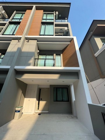 PB3678 ให้เช่าทาวน์โฮม 3.5 ชั้น โครงการ พรีเมี่ยม เพลส พหลโยธิน-รามอินทรา ถนน เทพรักษ์ เขตบางเขน