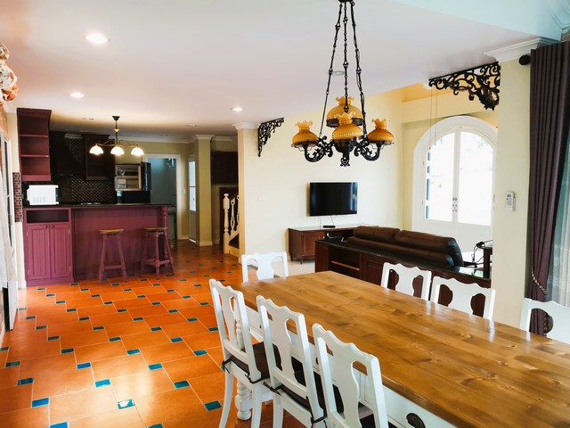 ขายถูกบ้านเดี่ยวสุดหรู  มบ.แฟนตาเซีย วิลล่า 3 ซอย แบริ่ง 16 สันติคาม 14 สุขุมวิท107 สำโรงเหนือ สมุทรปราการ ขนาด 79 ตรว. บ้านหลังริม