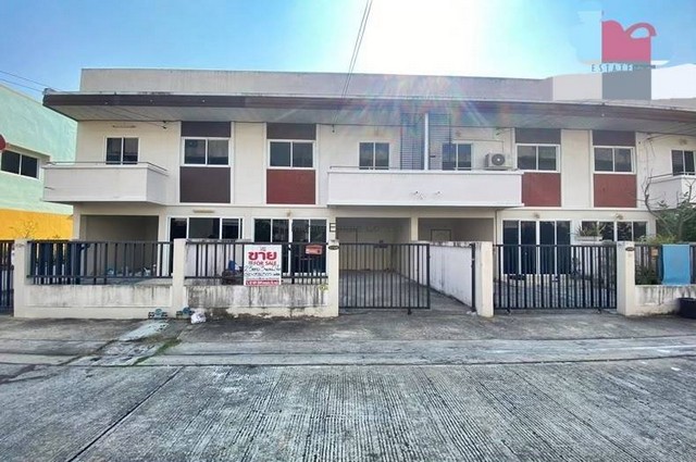 ทาวน์โฮม 2 ชั้น คาซาลีน่า เพลส เนื้อที่ 23.10 ตารางวา ถนน เพิ่มสินราคา 1850000 บาท สนใจโทร 0864415385ชื่อโครงการ : คาซาน่า เพลสที่ตั้ง : ถนนเพิ่มสิน ซอยเพิ่มสิน 39 แขวงสายไหม เขตสายไหม กรุงเทพมหานคร 10220พื้นที่ : 23.10 ตารางวาจำนวนห้อง : 3 ห้องนอน 2 ห้องน้ำ ห้องรับแขก ห้องครัวตกแต่ง : พื้นชั้นบนและล่าง ปูกระเบื้องที่จอดรถ : 1 คันรีวิว : ห่างจากถนนเพิ่มสินเพียง 200 เมตร ใกล้แหล่งชุมชน ใกล้สิ่ง