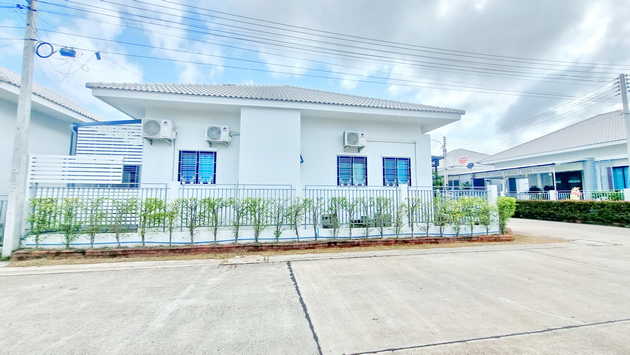 ขายด่วนบ้านเดี่ยวโครงการ ลิฟวิ่งเซนส์ บ้านฉาง (Living Sense)