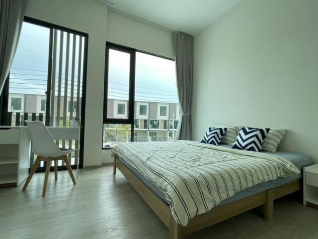 PB3681 ให้เช่าทาวน์โฮม 2 ชั้น หมู่บ้าน อัลติจูด คราฟ บางนา บ้านใหม่ไม่เคยเข้าอยู่ หน้าบ้านหันทิศใต้