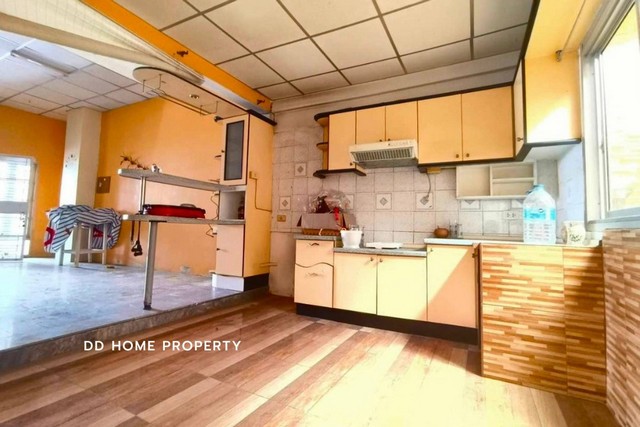 ขายหมู่บ้านสรานนท์ ติวานนท์-ปากเกร็ด หน้าบ้านหันทางทิศตะวันออกเฉียงเหนือ (DD001601)