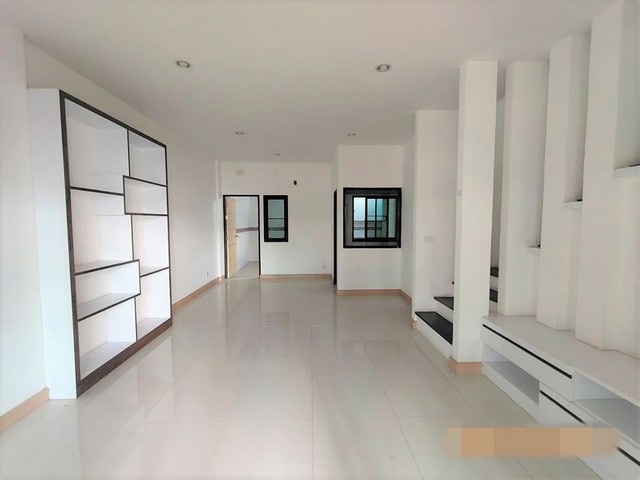 ขายทาวน์เฮ้าส์   หมู่บ้านพลัส ทาวน์โอม    ภูเก็ต (PKK03-05275)