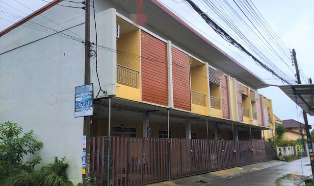 ขายทาวน์เฮ้าส์  อำเภอเมืองสงขลา  สงขลา (PKK03-05696)