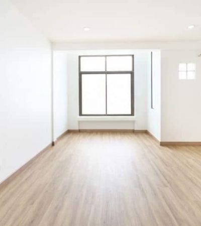 ทาวน์เฮ้าส์ 2 ชั้น รีโนเวทใหม่ ทำเลแยกดอนจั่น, ใกล้ Big C ดอนจั่น,  รร.มงฟอร์ตมัธยม, รร.กาวิละ เพียง 5 นาที