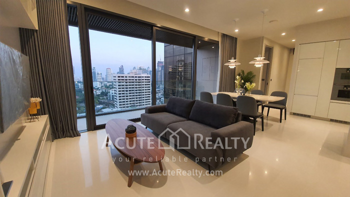 ขายคอนโดมิเนียม วิทโทริโอ้ 2 ห้องนอน ใกล้รถไฟฟ้าพร้อมพงษ์