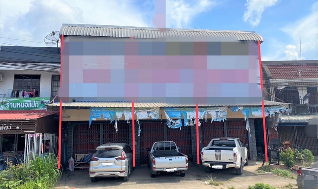 รายละเอียดเพิ่มเติมCode ID : PKK04-06021ราคาขาย     12,075,000 บาท- ขนาดพื้นที่ :   216 ตร.ว (2 งาน / 16 ตร.ว)- พื้นที่ใช้สอย :    136 ตร.ม- จำนวนห้อง :  1 ห้องนอน - ห้องน้ำ (มีชั้นลอย)- จอดรถ :        1 คัน- อาคารพาณิชย์  :     2 ชั้น- อาคารพาณิชย์หันทางทิศ :- อายุอาคาร :    36 ปีพิกัดทรัพย์ :     https://maps.app.goo.gl/QUGksTAsPDRQ6WPD9สถานที่ใกล้เคียง- ใกล้โลตัส โกเฟรช ซูเปอร์มาร์เก็ต รัตภูมิ - ใกล้โลตัส โกเฟรช ควนเนียง สงขลา - ใกล้โรงเรียนบ้านกองอิฐ- ใก