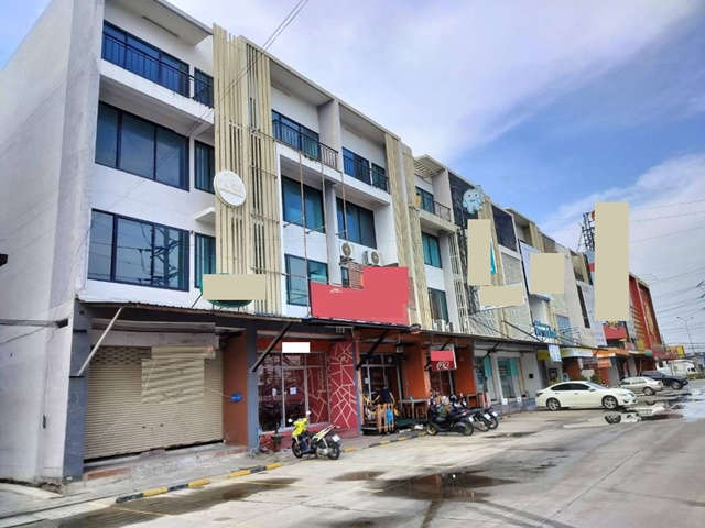 จอดรถได้มาก ฉลองกรุง คุ้มเกล้า นิคมลาดกระบัง 29,998 B-M 4ให้เช่าอาคารพาณิชย์ ห้องริม 4 ชั้น หน้ากว้าง 5 เมตร 23ตรว.  พระจอมเกล้า KFCLatKrabang Industrial Estate Avenue 29,998 B-M 4 Parking Kingmongkut KFC ChalongKrung KhumKlao For Rent Commercial Building on Conner  4 Stories 23Sq.wa Witdh 5 m. คุ้มเกล้าฉลองกรุง แขวงลำปลาทิว เขตลาดกระบัง กทม. ที่จอดรถหน้าบ้าน 2 คัน  ที่จอดสำรองหลายคัน1-3 ห้องนอน 4 ห้องน้ำปรับปรุงใหม่ มีประตูเข้าออกด้านข้างสถานที่ใกล้เคียงKFCตลาดนครฉลองกรุงท็