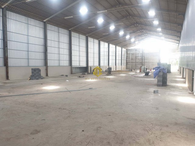 ขายโกดังพร้อมผู้เช่า พื้นที่ 3-2-35 ไร่ สมุทรปราการ