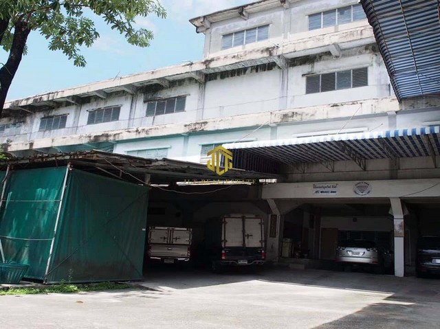 ขายโรงงานพื้นที่ใช้สอยรวม 3,900 ตรม. สมุทรปราการ