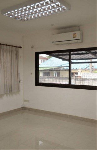 ให้เช่าบ้านเดี่ยวย่านโชคชัย4ซอย76 ลาดพร้าว ใกล้MRTโชคชัย4 ลาดพร้าววังหิน เลียบด่วน