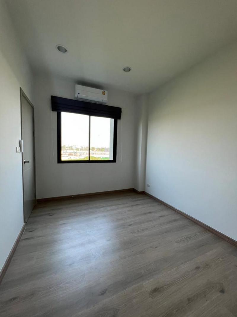 ให้เช่าทาวน์โฮม3.5ชั้นโครงการพรีเมี่ยมเพลสพหลโยธิน-รามอินทราบ้านหลังมุมทำออฟฟิศจดทะเบียนได้