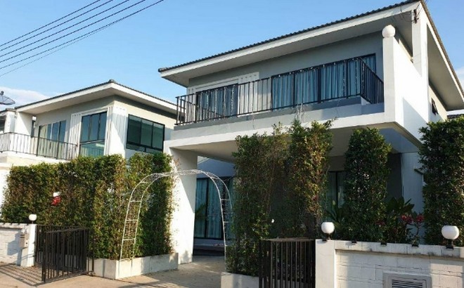 ขายบ้านเดี่ยว เข็มทิศวิลเลจ บางปะกง ฉะเชิงเทรา  เนื้อที่ 53 ตรว