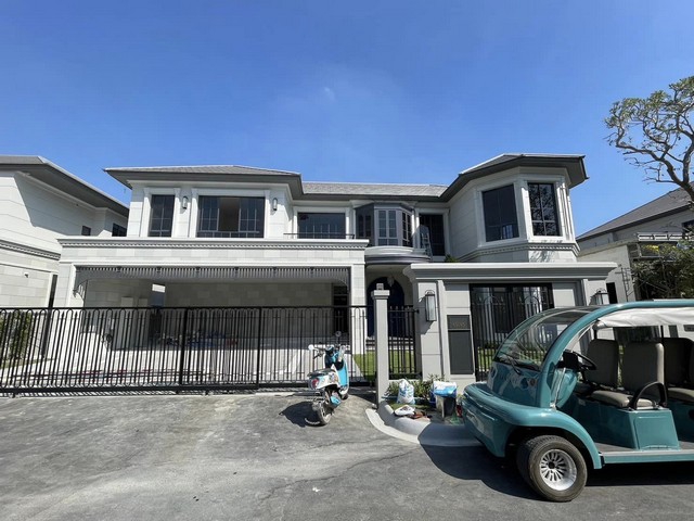 RHT1425ให้เช่าบ้านเดี่ยว2 ชั้น ย่านพัฒนาการ กรุงเทพกรีฑาตัดใหม่  บางกะปิ รามคำแหง พระราม9 นาราสิริ กรุงเทพกรีฑา ใกล้โรงเรียนนานาชาติชั้นนำอย่าง Brighton และ Wellington  เนื้อที่ เนื้อที่ 148.3 ตร.วา. พื้นที่ใช้สอย 554 ตร.ม. 4ห้องนอน 5ห้องน้ำ 8 ที่จอดรถสนใจติดต่อคุณเจี๊ยบ 092-851-6969Line:keti2522 **รับชาวต่างชาติ**** ไม่รับสัตว์เลี้ยงและสูบบุหรี่****ไม่รับจดทะเบียนบริษัท**ราคาเช่า บ้านเปล่า 450,000 บาท/เดือน (