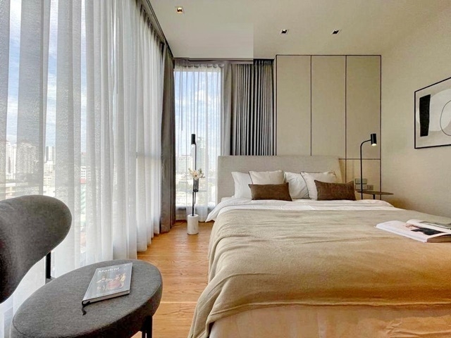 BTS ทองหล่อ บีทนิค สุขุมวิท32 97ตรม. ให้เช่าคอนโด ชั้น 10เรนฮิลล์  2นอน 2น้ำ 3แอร์ มีที่จอดรถ