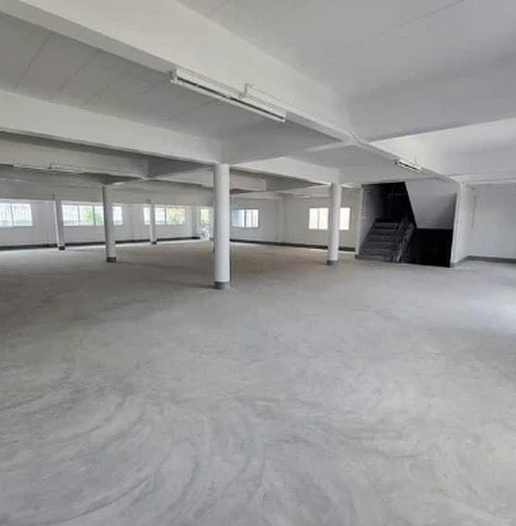 ขายอาคารโรงงาน โกดัง บางบอนซอย3 เพชรเกษม69 ใกล้ถนนเอกชัย เนื้อที่ 100 ตรว พื้นที่ 700 ตรม