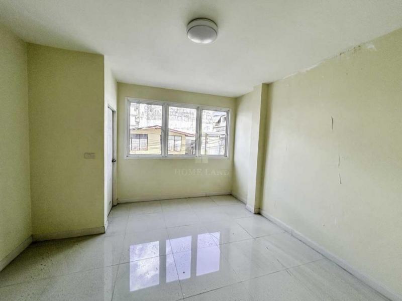 ขายทาวน์เฮ้าส์ 3 ชั้น ไม่อยู่ในโครงการ ย่านเตาปูน ใกล้รถไฟฟ้า