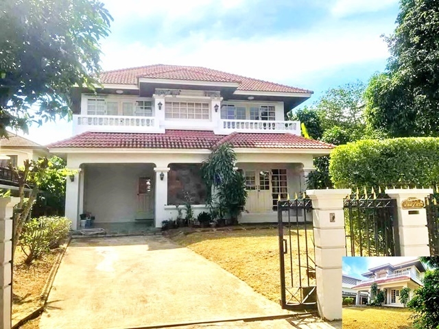 สถานีรถไฟฟ้า BTS MRTหลักสอง พุทธมณฑลสาย 2  บ้าน 2 ชั้น  รอยัล  ปั้มน้ำมัน ป.ต.ท 110 ตารางวา  260 ตรม. 3นอน