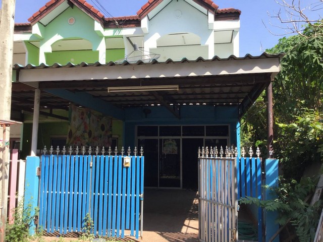 ZW312ขายด่วน ทาวน์เฮ้าส์ ราคาถูกมาก  สภาพดี 22.5 ตร.วาที่ตั้ง 605/21 ต.ชะอำ อ.ชะอำ  จ.เพชรบุรี 76120จุดเด่น-ติดกระจก-ห้องนอน  2 ห้อง-ห้องน้ำ 2 ห้อง-ติดกระจกด้านหน้า-มีเฟอร์นเจอร์บางส่วนสถาพดีสถานที่ใกล้เคียง-เจแอนทีสาขาชะอำ-ร้านท่านเจตทุกอย่าง 20-เครื่องมือช่างมือสองเจริญพานิช-ติดถนนเพชรเกษมขาย  790,000 บาท ฟรีค่าโอนติดต่อ081-565-8782 คุณไก่091-747-7730 คุณรัน097-056-4510 คุณเกรท