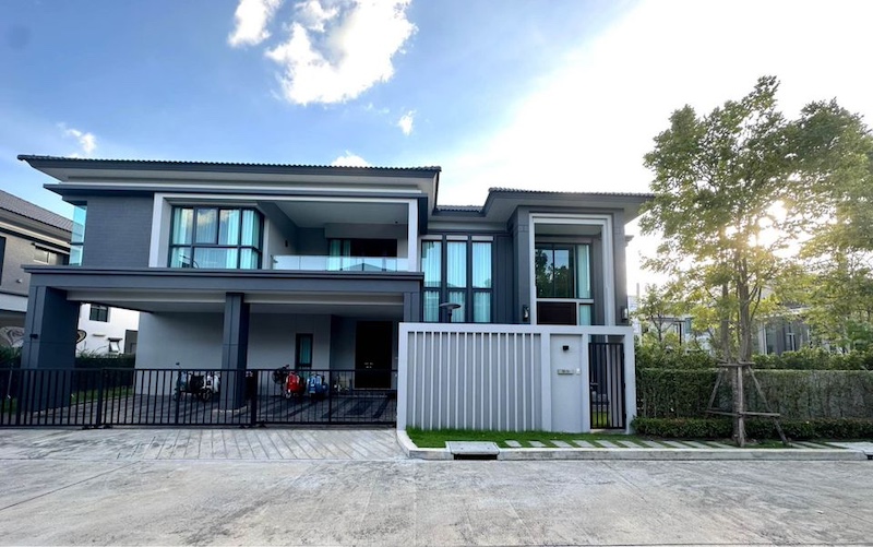 BH2589 ให้เช่า-ขายบ้านเดี่ยว คฤหาสหรู 2 ชั้น The City ปิ่นเกล้า-บรมฯ2  เนื้อที่143ตรว. พื้นที่ใช้สอย 512ตร.ม. 