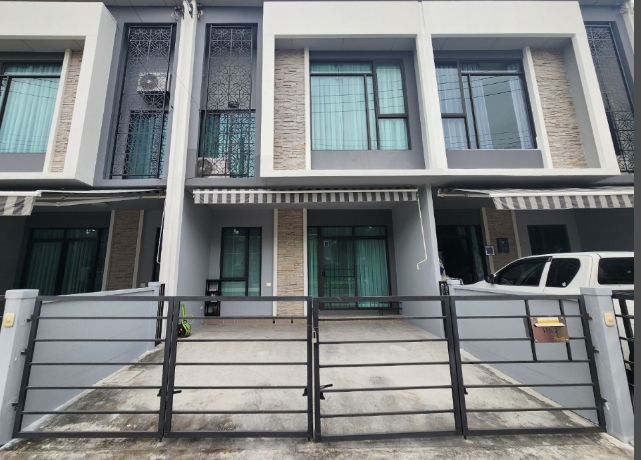 ขายทาวน์โฮม2 ชั้น พลีโน่ บางใหญ่ มี 3 นอน 3 น้ำ ใกล้MRTคลองบางไผ่